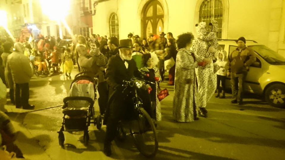 Fotografías de Carnaval en la calle de Cabra